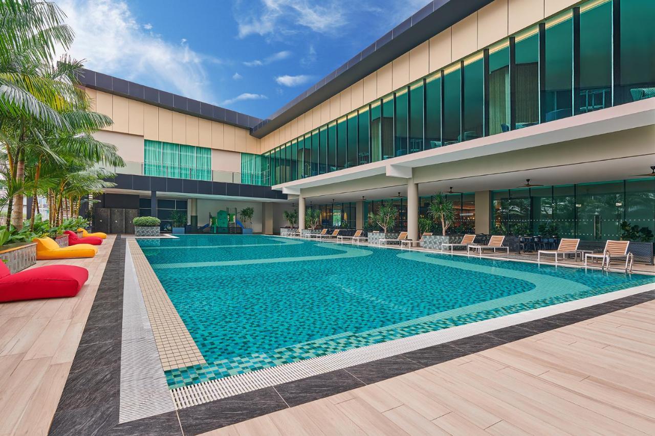Four Points By Sheraton Desaru Buitenkant foto