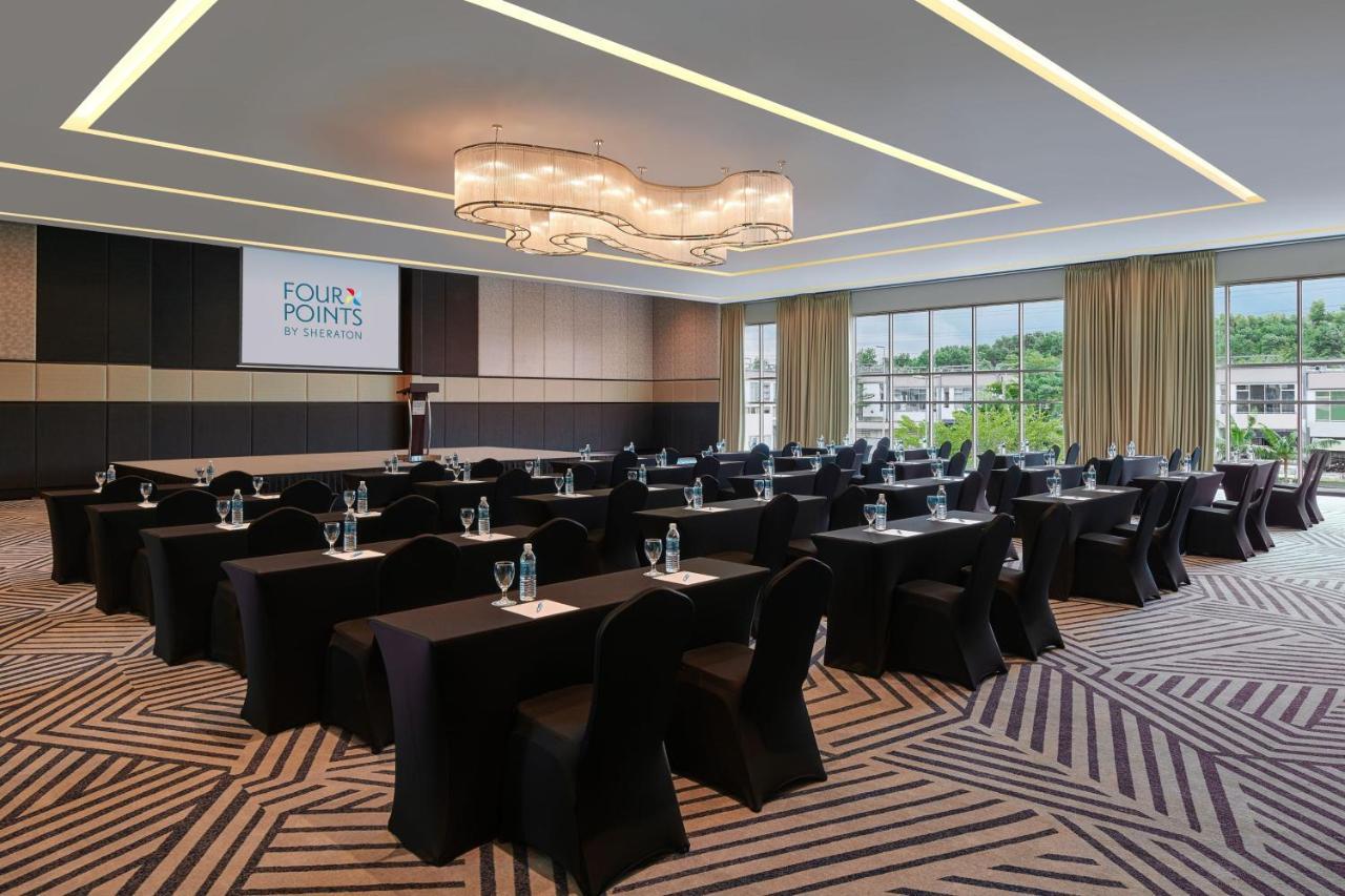 Four Points By Sheraton Desaru Buitenkant foto